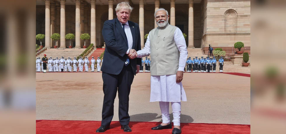  Prime Minister Shri Narendra Modi welcomes Rt. Hon'ble Boris Johnson MP, Prime Minister of United Kingdom at Rashtrapati Bhavan