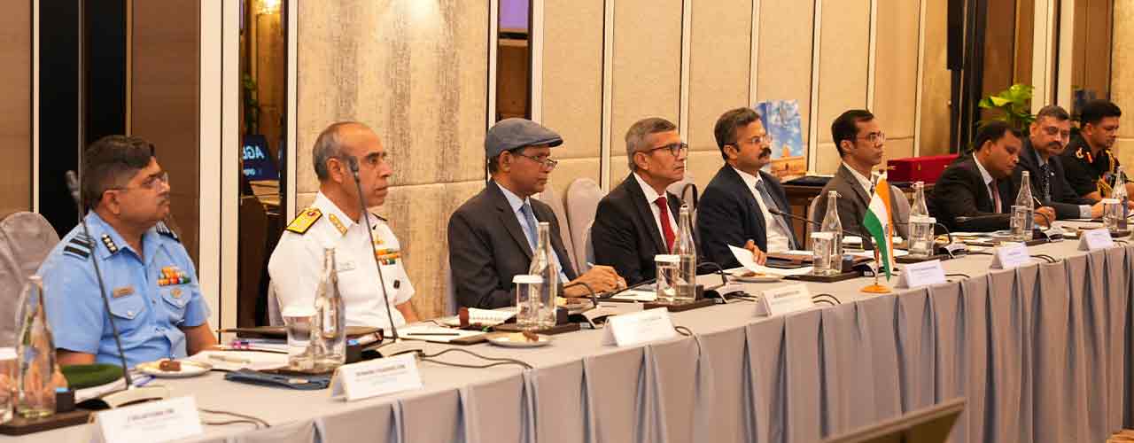 13th Malaysia-India Defence Cooperation Committee (MIDCOM) meeting co-chaired by Shri Rajesh Kumar Singh, Defence Secretary, Ministry of Defence, Government of India and Dato’ Lokman Hakim Bin Ali, Secretary General, Ministry of Defence, Government of Malaysia held in Kuala Lumpur on 19 February 2025.