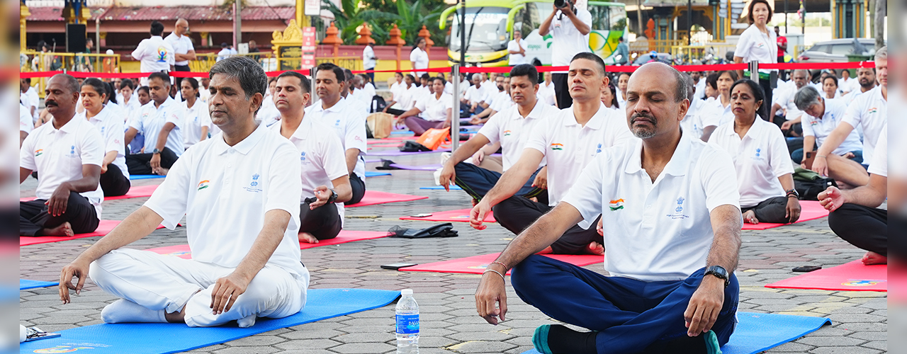 Around 1200 Yoga enthusiasts, including diplomats, officials, NGOs, community members, Indian diaspora, and school children, joined the vibrant IDY 2025 celebrations