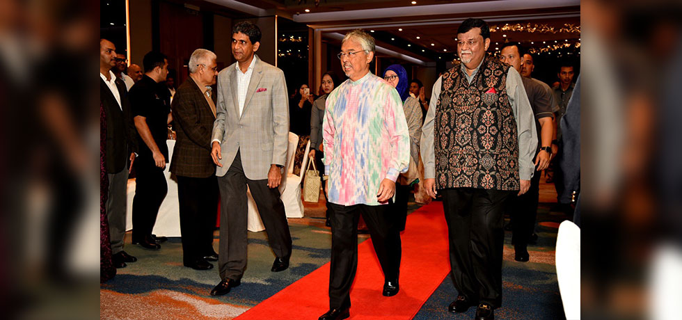  His Majesty DYMM Seri Paduka Baginda The Yang di-Pertuan Agong & Her Majesty The Raja Permaisuri Agong graced the "India-Malaysia@65 & CIIM@15 Golf Game & Royal Dinner" as Chief Guests of Honour on March 10 organised by Consortium of Indian Industries in Malaysia in partnership with High Commission of India
